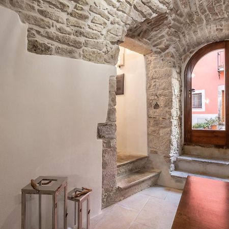 Dimora Sant'Ignazio Guest House บอซา ภายนอก รูปภาพ